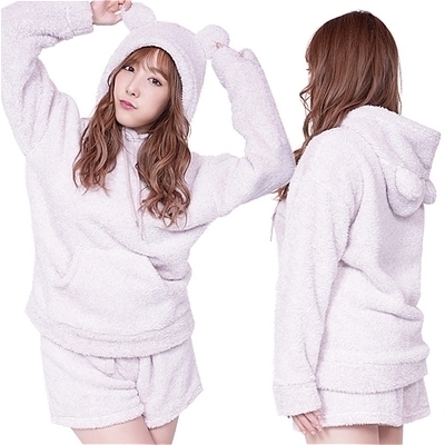 �X�E�B�[�c�x�A�[���[���E�G�A�[